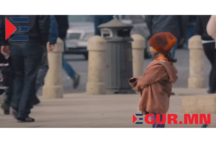 Эгчээ надад ганцхан талх өгөөч, би дүүдээ өгөх гэсэн юмДүү маань гурван хоног юучидээгүй…
